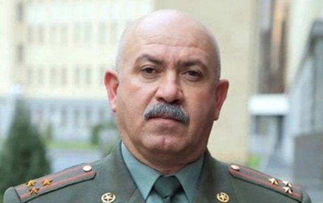 Ermənistanda general-mayor istefaya göndərildi