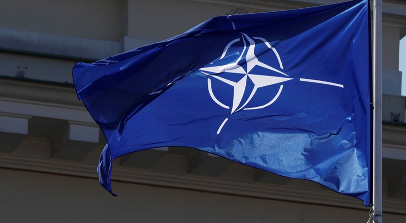 NATO Əfqanıstan hakimiyyəti ilə əlaqələrini davam etdirəcək