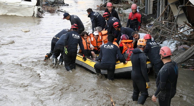 Türkiyədə sel səbəbindən 1 720 vətəndaş evakuasiya olunub