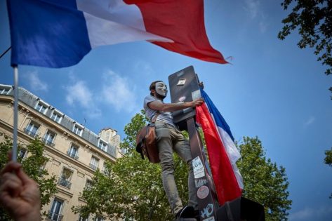 “Fransa öz bitərəf mövqeyini çoxdan itirib” - RƏY + FOTO