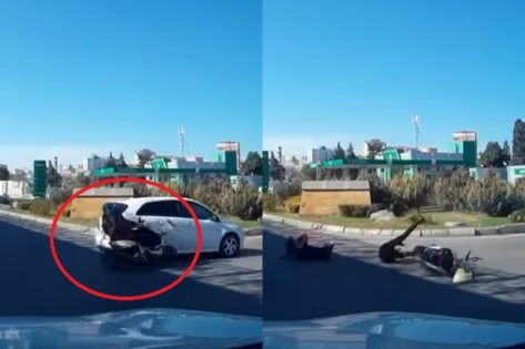 Bakıda moped sürücüsünün avtomobilə yol verməməsi qəzaya səbəb oldu - VİDEO